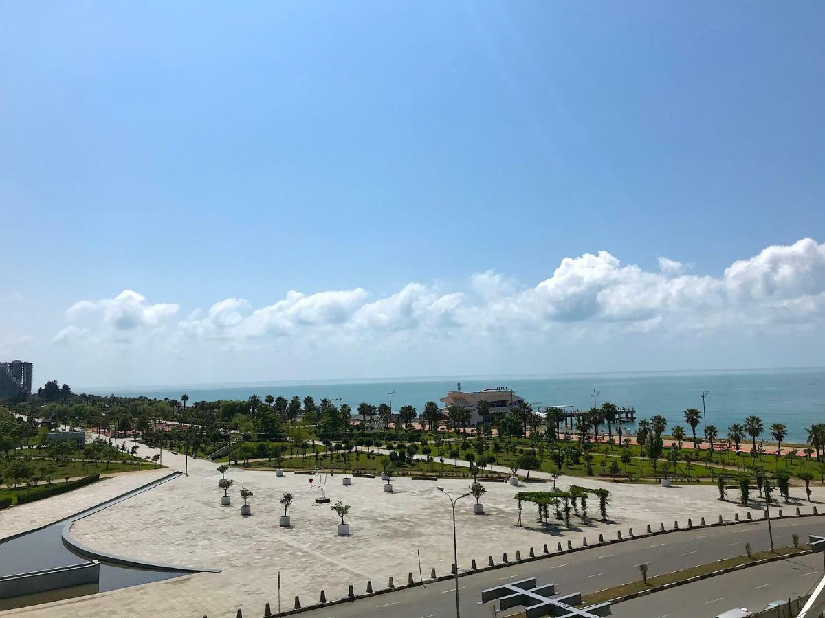Orbi Beach Tower Batumi Luaran gambar